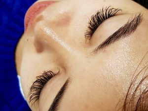 Eyelash Extensions Melbourne, Classic & Hybrid Lashes