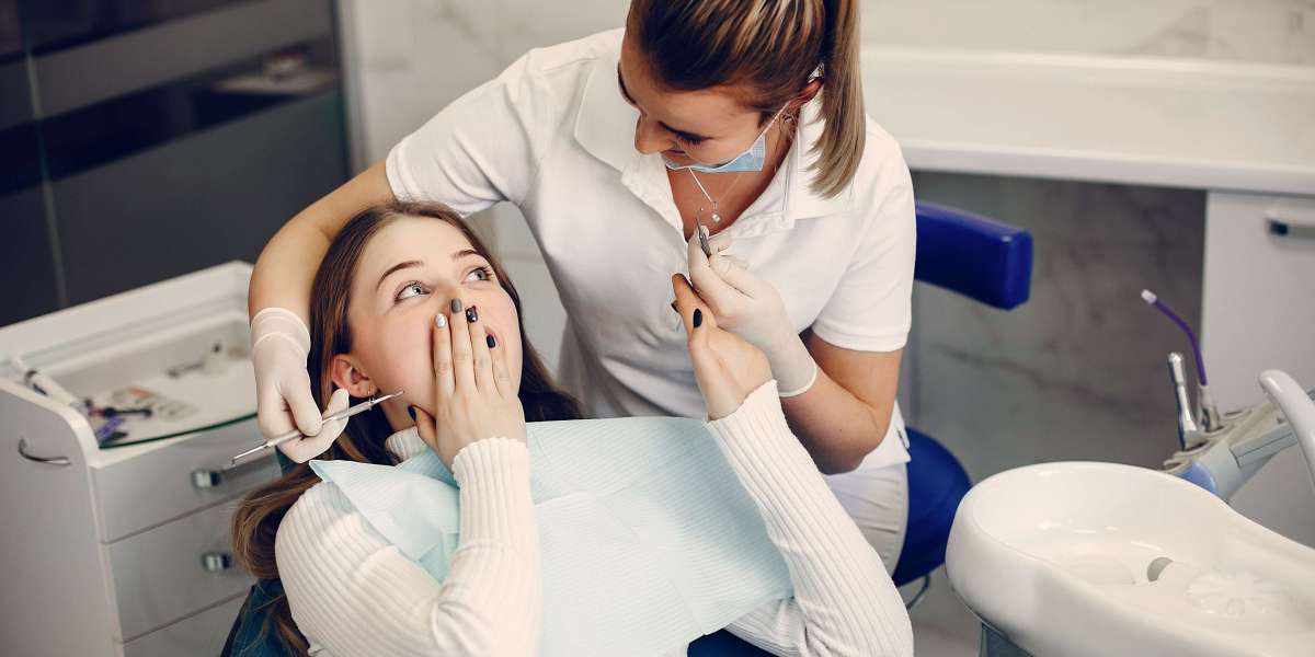 From Fear to Comfort: Overcoming Dental Anxiety with Your Dentist