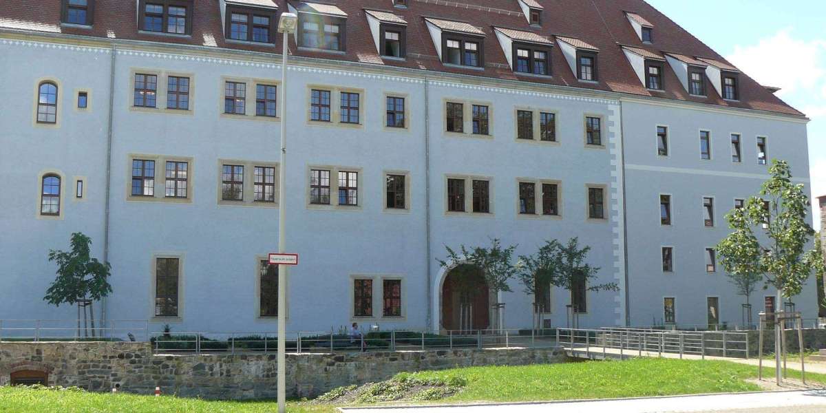 Sanierungen in Wiener Neustadt und Umfassende Sanierung im Burgenland: Atbau als Ihr Partner für hochwertige Bauprojekte