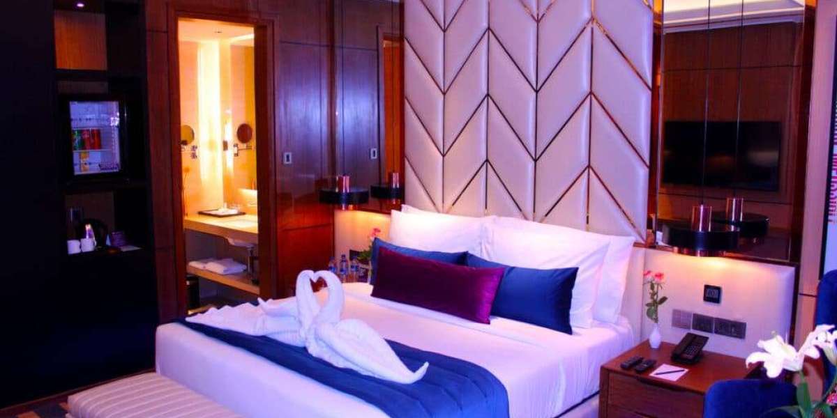 Luxurious Stay: Best Hotel Rooms in Thane: Planet Hollywood Thane