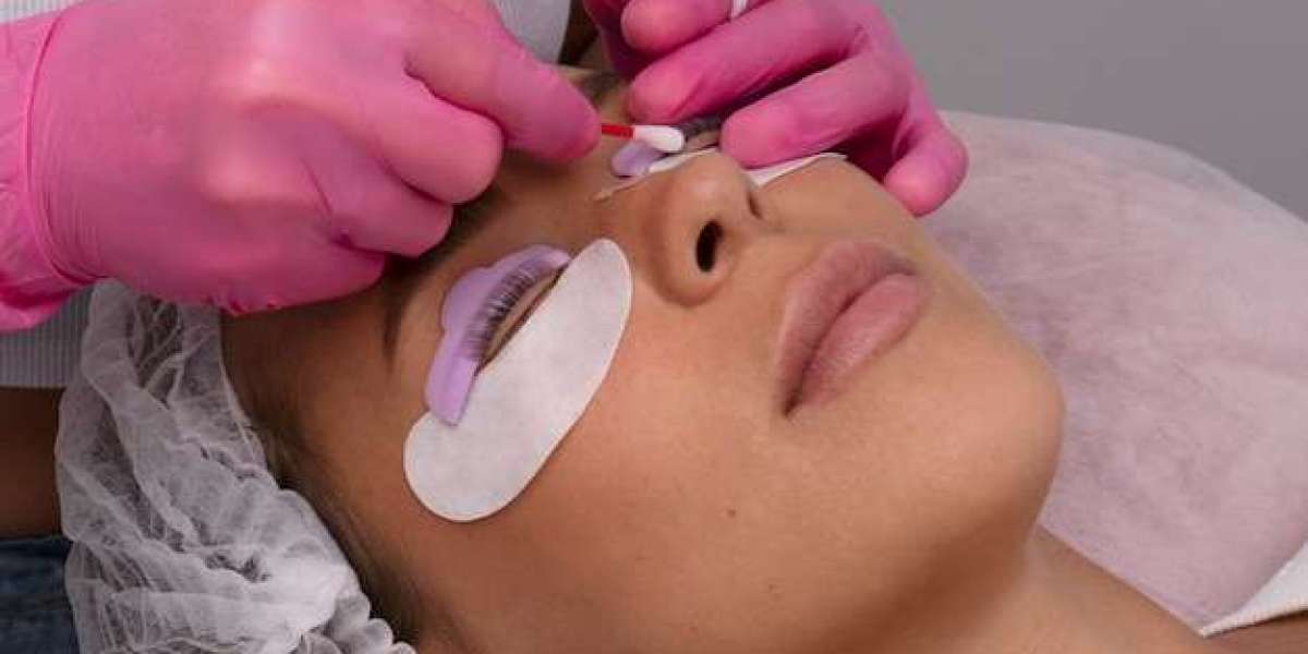 Raleigh Lash Training: Become a Lash Expert in North Carolina
