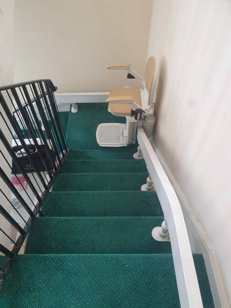 Stairlift Service | Stair Lift Servicing & Solutions UK | KSK Stairlifts