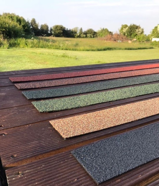 Choosing the Best Decking Strips: Materials and Installation Tips