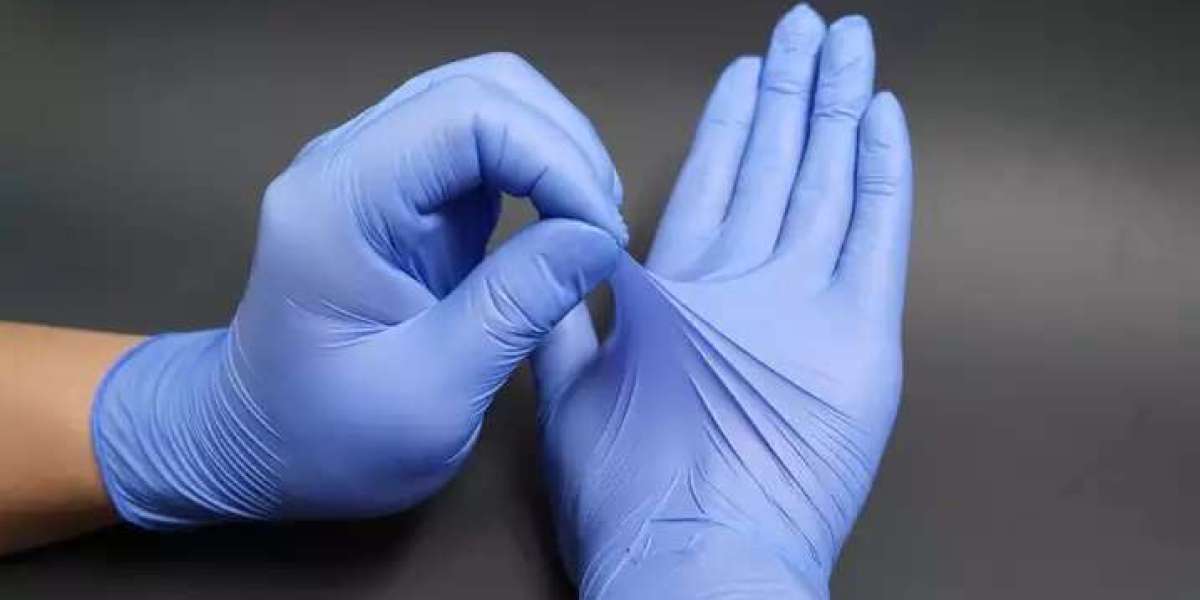 Going Green with Surgical Gloves: How Indian Manufacturers Are Leading the Eco-Friendly Revolution