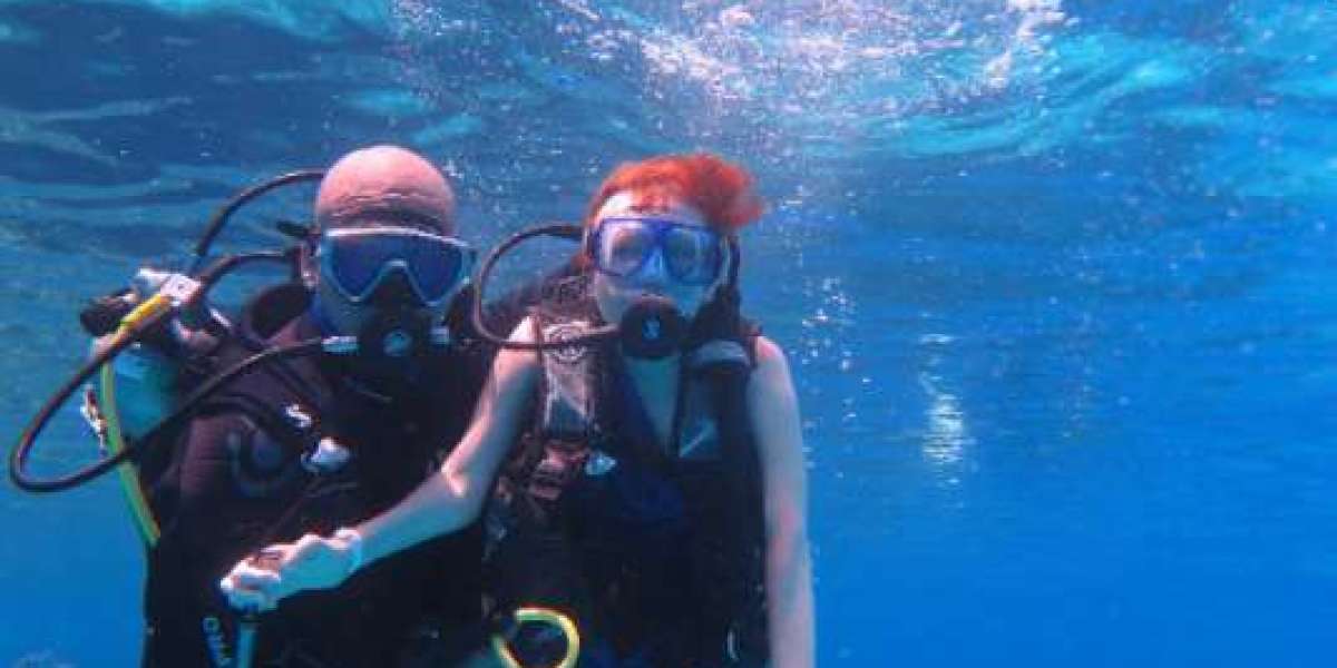 Scuba Diving in Hurghada: Discovering the Depths of the Red Sea