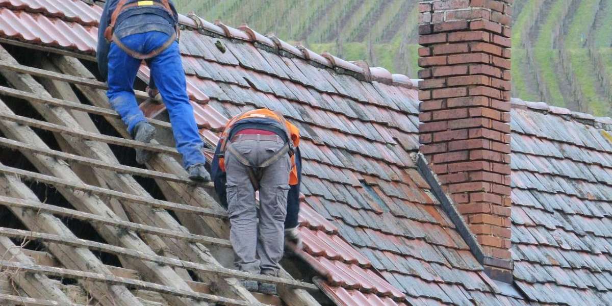 Signs It's Time to Replace Your Roof After a Hailstorm