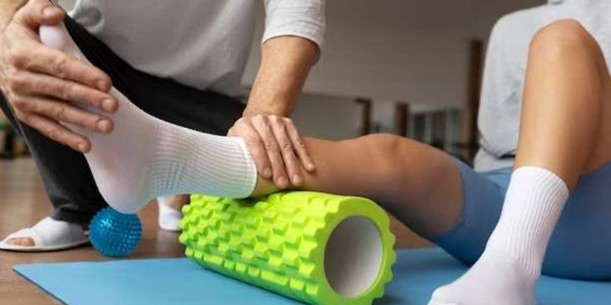 How TCM Can Enhance Sports Injury Recovery in Singapore