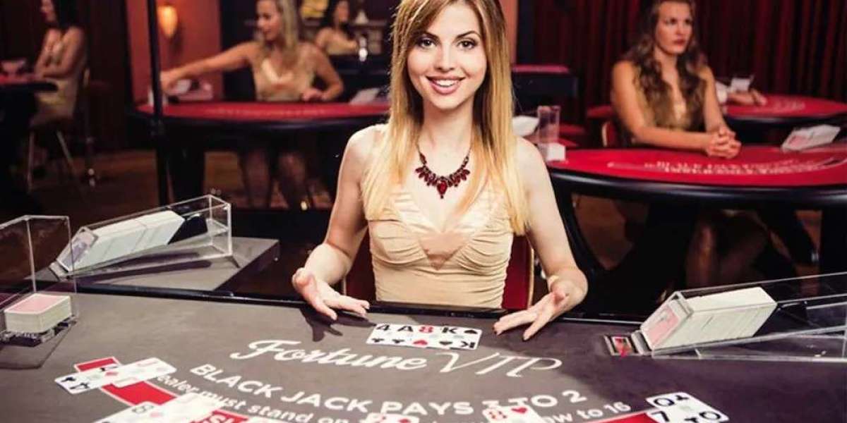 Рейтинг лучших дилеров в Лайв казино Unlim Casino