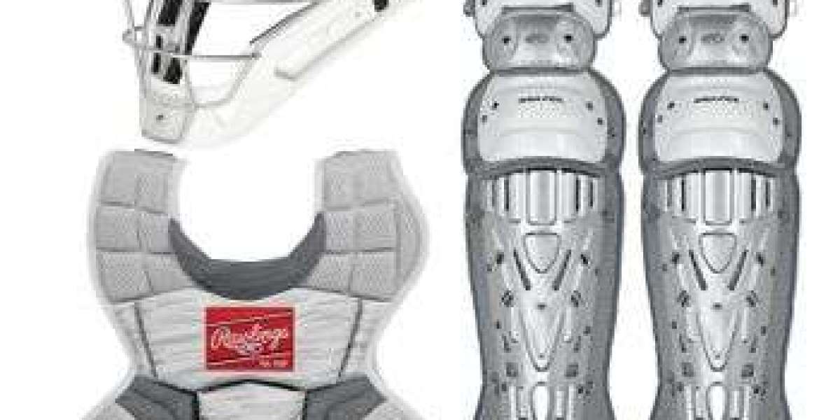 What Should You Look for in Rawlings Catchers Gear?