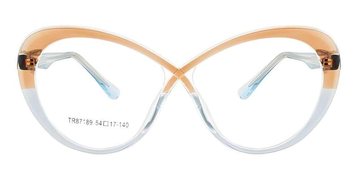 The Eyeglasses Lenses Is A Large-Diameter Circular Blank