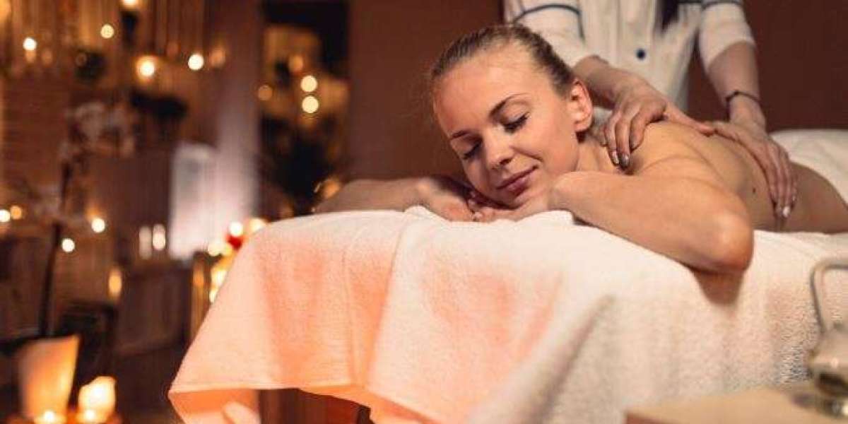 Planning a Relaxing Weekend in London? Add a Sensual Massage to Your List