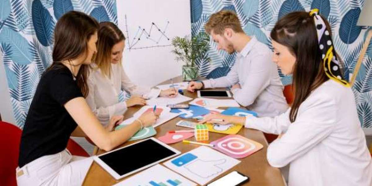 How a Marketing and Advertising Agency Can Boost Your Business Through Expert Marketing Agency Services